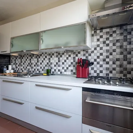 Cool 3 Bedroom In Nisantasi Apartamento