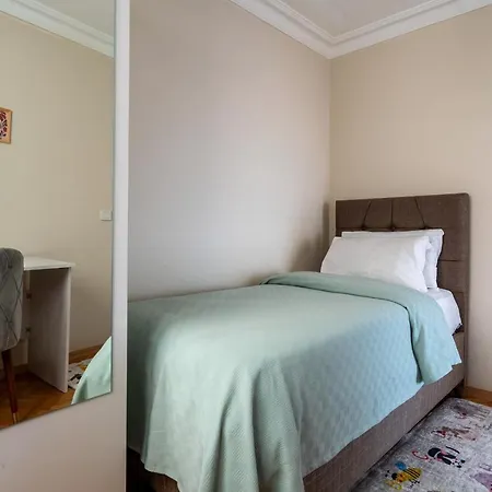 Cool 3 Bedroom In Nisantasi 아파트